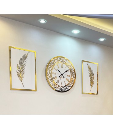 ساعت دیواری گوشواره دار