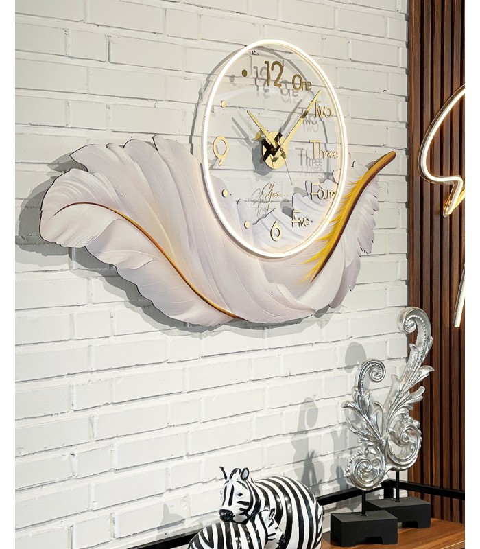 ساعت دیواری جدید 1404 طرح پر نوری