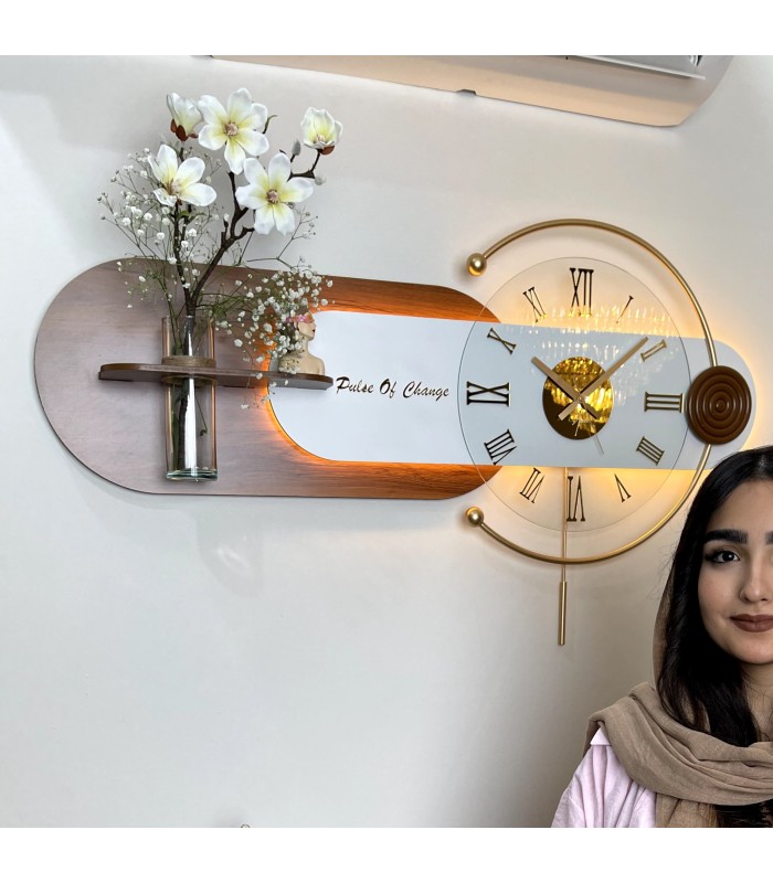 ساعت دیواری چوبی با شلف و گلدان طرح آتوسا