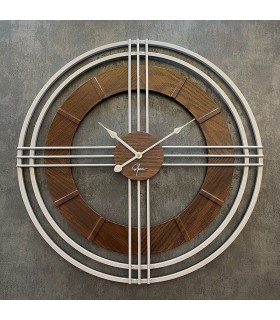 ساعت دیواری چوبی نقره ای